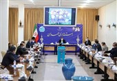 استاندار همدان: احداث شهرکهای گلخانهای تحرک عمدهای در حوزه اشتغال ایجاد میکند