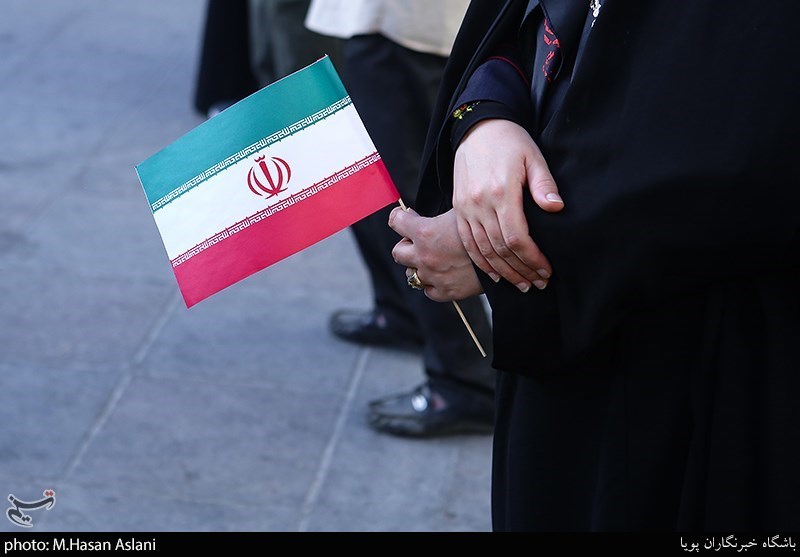 پویش دعوت حضور در میدان راه آهن تهران