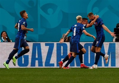  یورو ۲۰۲۰| اسلواکی، لواندوفسکی و یارانش را تسلیم کرد/ اولین کارت قرمز جام نصیب لهستان شد 
