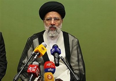 آیتالله رئیسی: چرا باید استان بوشهر از بیکاری جوانان و وضعیت معیشتی رنج ببرد؟ / از مشکلات مردم گرهگشایی میکنیم