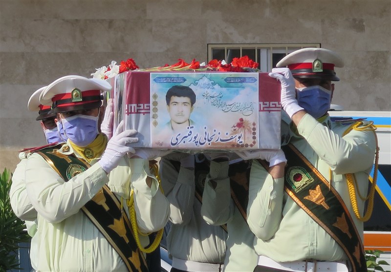 پیکر پاک شهید گیلانی تازه تفحص‌شده دوران دفاع مقدس در رشت تشییع شد