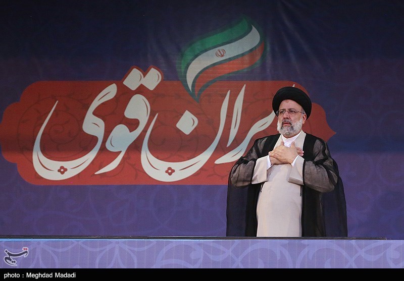 پیام تبریک رئیس ستاد مردمی گروه جهادی ایران سربلند به آیت‌الله ‌رئیسی / مردم ایران بار دیگر ‌دشمنان را &quot;ناامید&quot; کردند