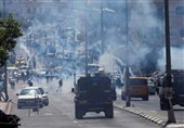 إصابة فلسطینیین فی مواجهات مع العدو شرق نابلس