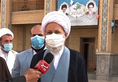 امام جمعه شیراز: همافزایی و استفاده از نظرات همه سلیقهها راهکار حل مشکلات فرهنگی است