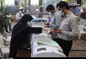 حضور پرشور مردم مازندران در ساعات آغازین اخذ رای/ مردمی که حضور در پای صندوق را وظیفه شرعی و ملی میدانند + فیلم