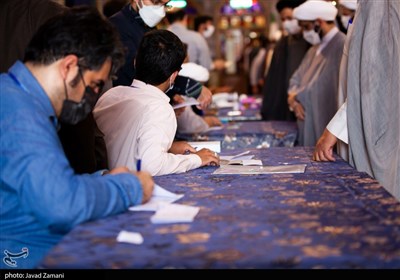 حماسهای از جنس غیرت ایرانی در دارالعباده یزد / پرچم عزت و سربلندی ایران در اوج آسمانها برافراشته شد + فیلم