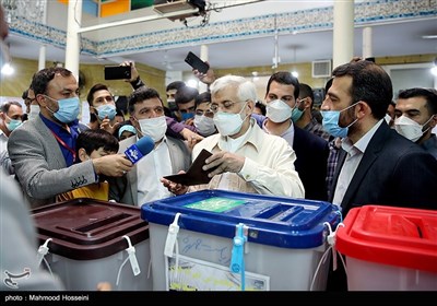 حضور سعید جلیلی در شعبه اخذ رأی مستقر در مسجد فاطمیه محله خزانه تهران