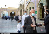 حضور مردم پای صندوق های رای در شعبه اخذ رأی مستقر در حرم حضرت عبدالعظیم حسنی(ع) جهت شرکت در سیزدهمین دوره انتخابات ریاست جمهوری و شوراهای شهر