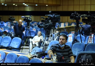 در حاشیه حضور خبرنگاران در ستاد انتخابات 1400