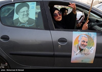 شادی مردم قم پس از پیروزی سیدابراهیم رئیسی در انتخابات