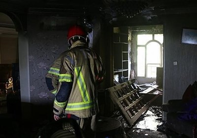  نجات ۱۲ نفر از میان آتش و دود در ملاصدرا + تصاویر 