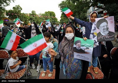 جشن پیروزی ابراهیم رئیسی در انتخابات ریاست جمهوری - همدان