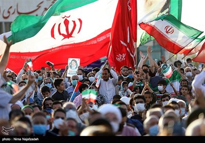 جشن پیروزی ابراهیم رئیسی در مشهد