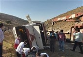 حال مصدومان منتقل‌شده اتوبوس خبرنگاران به ارو‌میه خوب است + فیلم