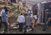 واکاوی علت واژگونی اتوبوس حامل سرباز معلمان در یزد / سرعت بالا و نقص فنی در ترمز اتوبوس علت حادثه بود