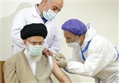 Leader Receives First Dose of Iranian-Made Coronavirus Vaccine (+Video)