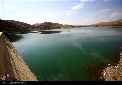 کاهش شدید آب سد اکباتان همدان