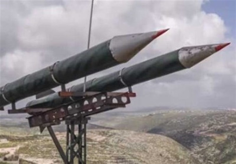 پایگاه آمریکایی در سوریه آماج موشک‌های مقاومت قرار گرفت+فیلم