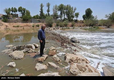 جاری شدن آب در بخشی از زاینده رود