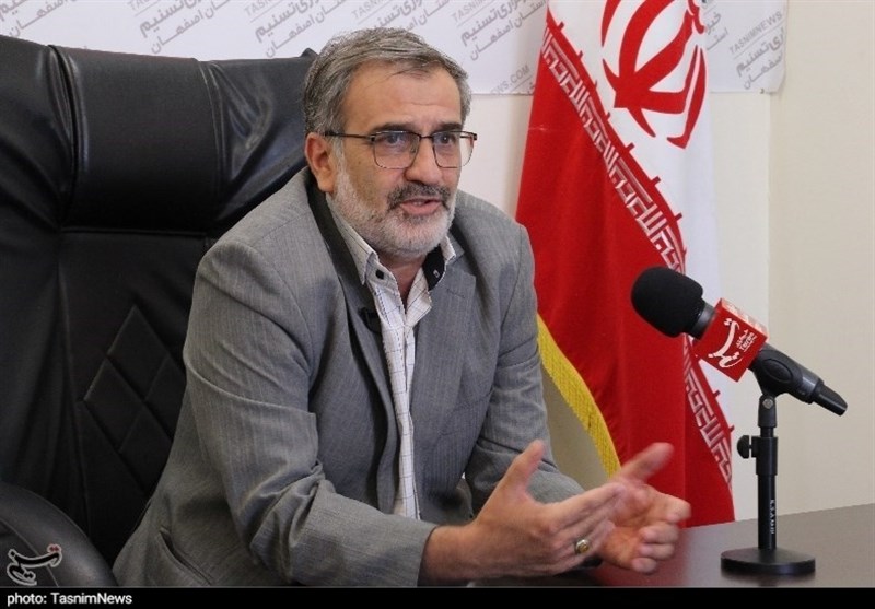 نخستین دغدغه شورا تبدیل شهرداری اصفهان به اتاق شیشه‌ای است