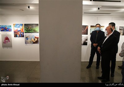 افتتاح نمایشگاه آثار برگزیده هنرواره ملی روایت جهاد