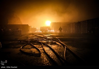 آتش‌سوزی انبار کالا در محدوده جاده مخصوص کرج