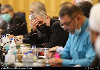 علی نیکزاد نایب رئیس اول مجلس شورای اسلامی در جلسه فوق‌العاده کمیسیون انرژی مجلس