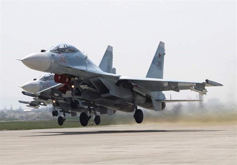 مشایعت هواپیماهای آمریکایی در آسمان دریای سیاه توسط جنگنده‌های روسی