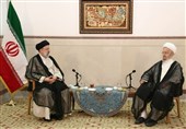 رئیس‌جمهور منتخب با آیت‌الله مکارم شیرازی دیدار کرد