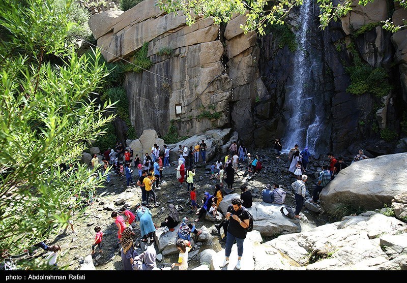  آبشار گنجنامه همدان در پیک پنجم کرونا