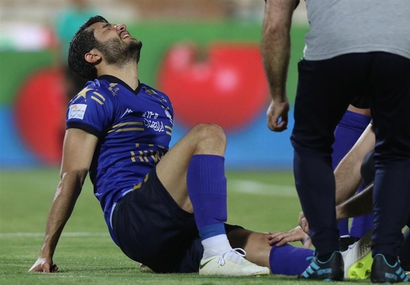 Esteghlal Defender Gholami Sidelined Six Months with Knee Injury