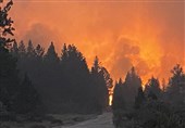 Oregon Wildfire Displaces 2,000 Residents as Blazes Flare across US West