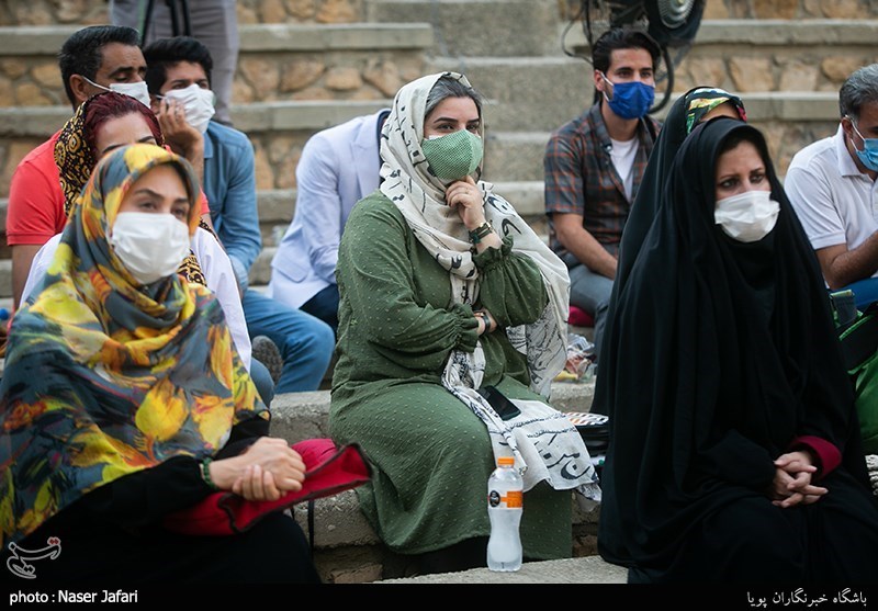 مراسم پنجمین دوره اعطای نشان عکس سال مطبوعات ایران