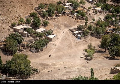 صعب‌العبور بودن منطقه ویراش باعث شده که آبرسانی اهالی روستای زردویی به منطقه ییلاقی ویراش تا حدودی غیرممکن شود و انتظار می‌رود امور عشایری با تجهیزات مناسبی که در اختیار دارد، مشکل کم‌آبی این‌منطقه را برطرف کند.