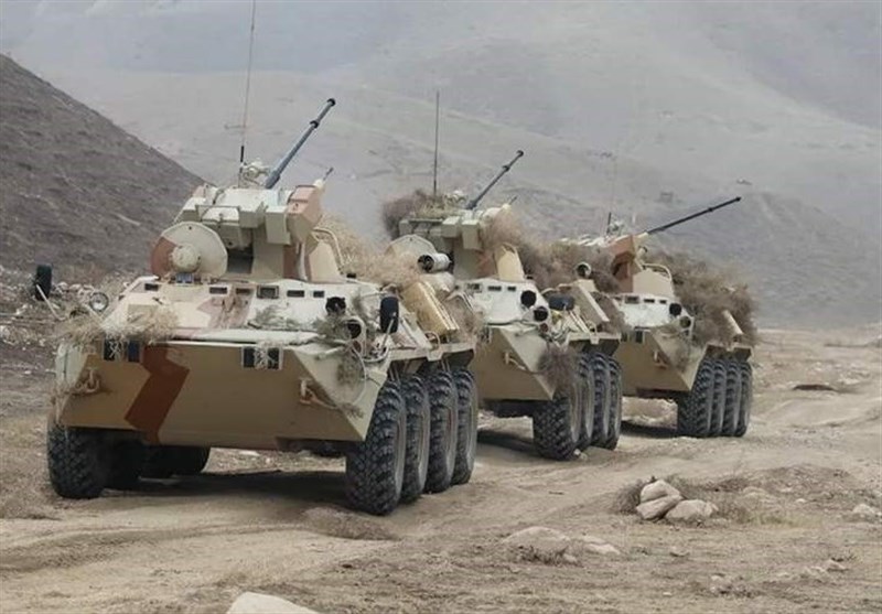 قدرت‌نمایی نیروهای نظامی و تانک‌های روسیه در نزدیکی مرزهای افغانستان