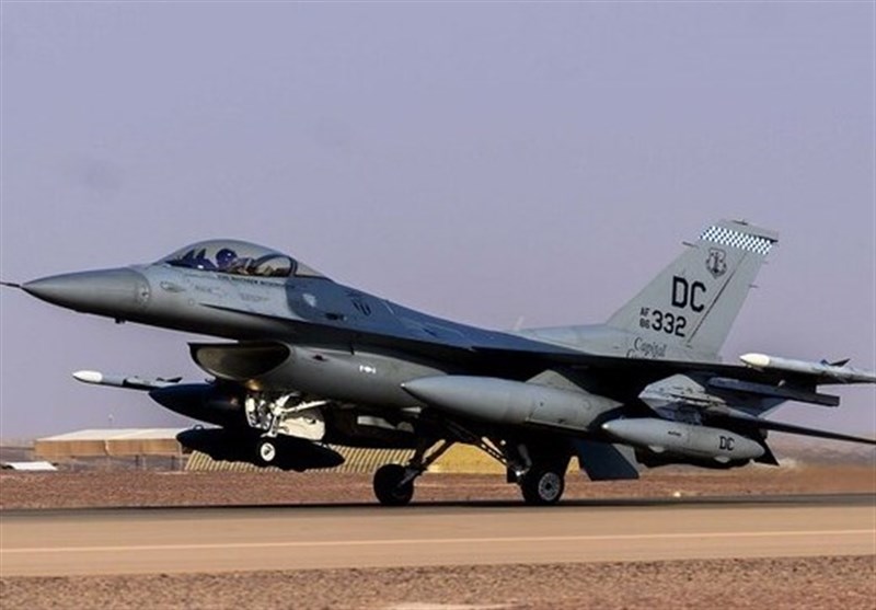 ورود جنگنده‌های آمریکایی «اف-16» به پایگاه سعودی شاهزاده سلطان