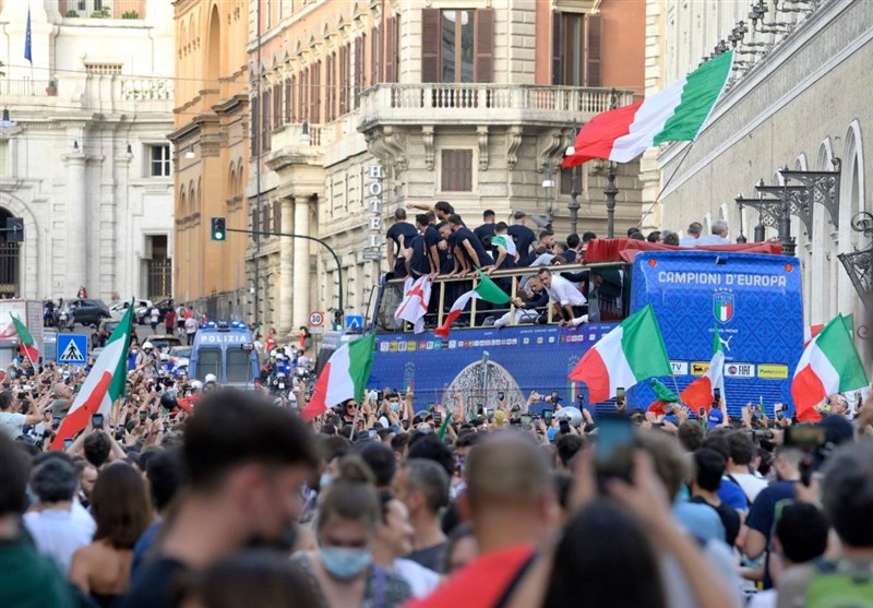 قهرمان یورو 2020 مقصر شیوع دوباره کرونا در ایتالیا شناخته شد!