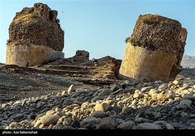 حوضه آب ریز کشکان حدود یک سوم از خاک استان لرستان را در برمی‌گیرد و شهرستان‌هایی از جمله خرم‌آباد، کوهدشت، سلسله و پلدختر در مسیر حرکت آن قرار دارند، این رودخانه عظیم از سمت شمال غرب به رودخانه گاماسیاب، غرب و جنوب غربی به رودخانه سیمره و از شرق به سر شاخه‌های فرعی رودخانه دز می‌پیوندد و از جنوب یکی از سر شاخه‌های پر آب رودخانه کرخه به شمار می‌آید.