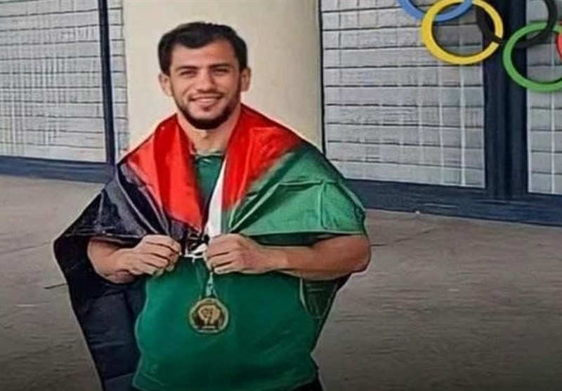 الجهاد الإسلامی تُشید بموقف لاعب جزائری رفض منافسة لاعب صهیونی