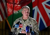 مکنزی: طالبان حملاتش را متوقف نکند حملات هوایی را افزایش می‌دهیم