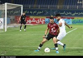 دیدار فوتبال تیمهای پدیده مشهد و فولاد خوزستان