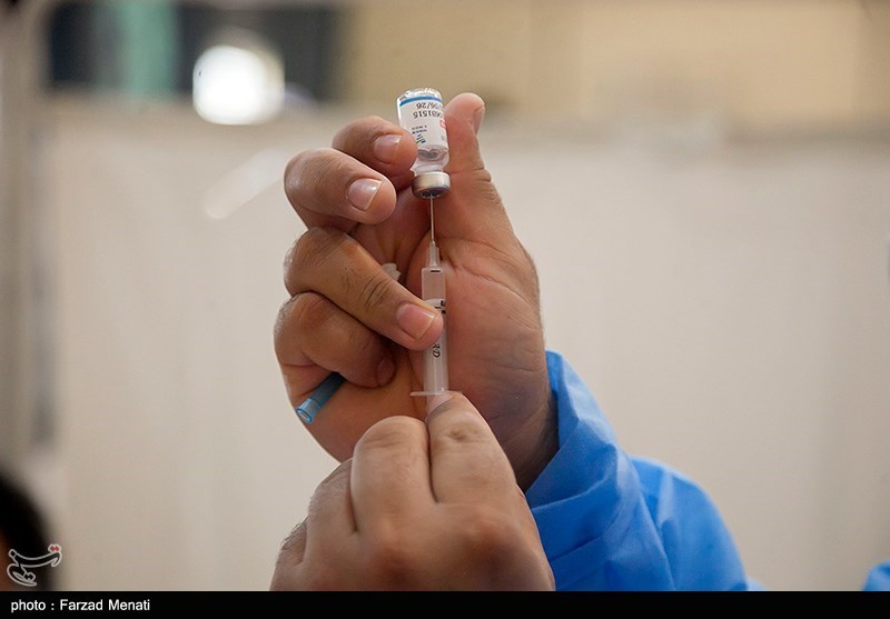 عوارض واکسن کرونا تا چند روز پس از تزریق ادامه پیدا می‌کند؟