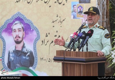 سخنرانی سردار رحیمی فرمانده تهران بزرگ در مراسم تشییع پیکر شهید عبدالجبار مختوم‌نژاد 