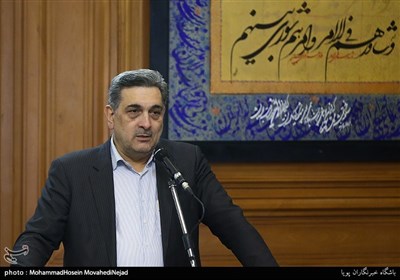 پیروز حناچی شهردار تهران در آخرین جلسه شورای شهر تهران