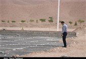 افتتاح آرامستان جدید کرمان در شرایط نامناسب/ پای آب و برق چه زمانی به بهشت کریمان باز می‌شود؟