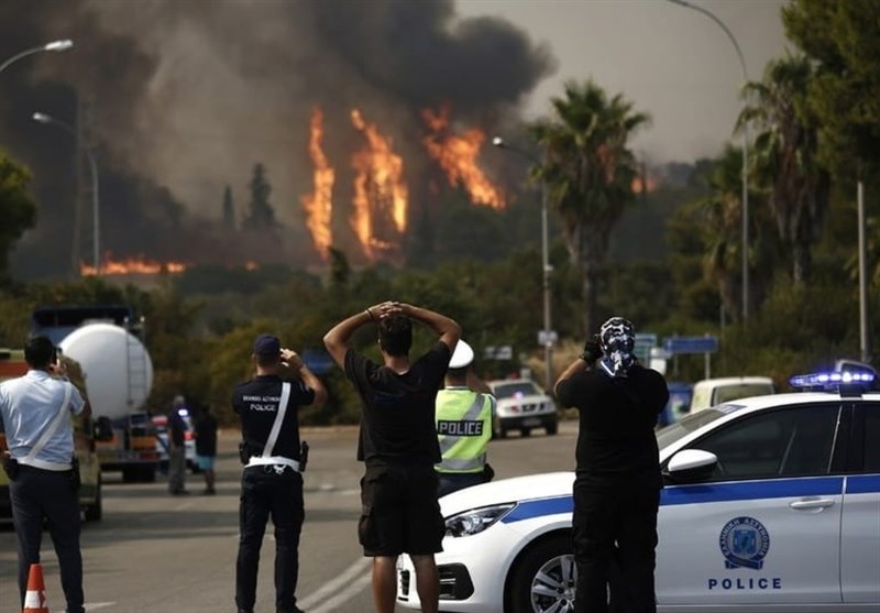 شعله‌های آتش همچنان در جنوب اروپا جولان می‌دهد