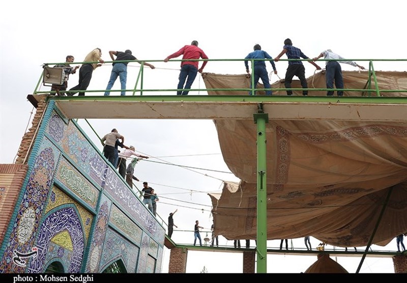 برپایی خیمه عزای اباعبدالله (ع) در روستای ده‌زیار کرمان به روایت تصویر