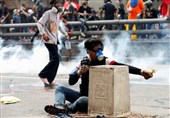 درگیری معترضان و پلیس تایلند درپی ادامه شیوع کرونا