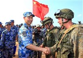 تازه ترین رزمایش چین و روسیه؛ سلاح‌های چینی در دست سربازان روس