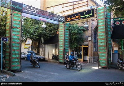 حال و هوای محرم در تهران و سیاه پوش کردن محله ها